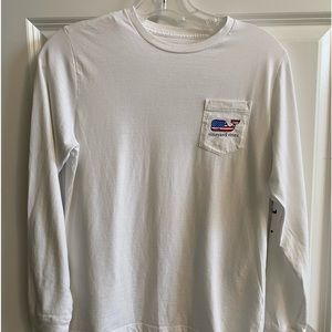 Boys Vineyard Vines Long sleeve tee. - size M